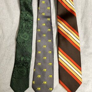 Elegant Green Paisley Tie/Elephant/striped Yves Saint Laurent